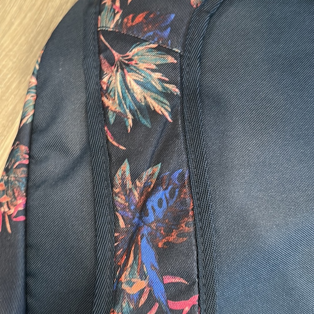 Roxy backpack ๐! - Picture 10 of 11